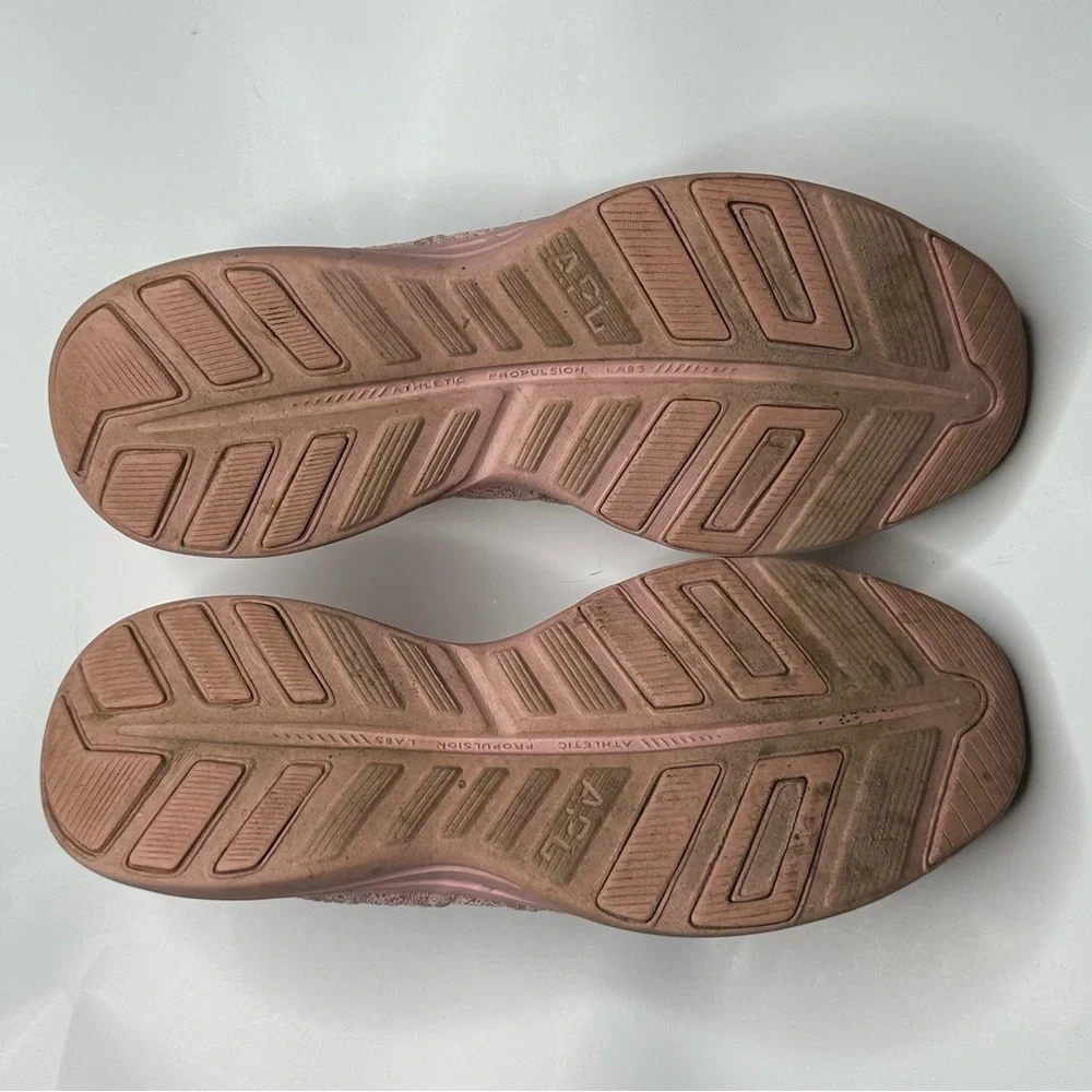 APL Techloom Phantom Rose Gold Pink Knit‎ Running Shoes Sneakers size 10.5